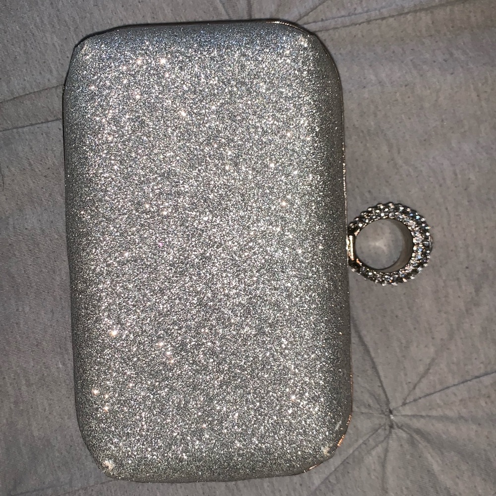 Silver clutch